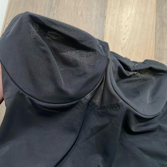 Miraclesuit Black Body Slip Shapewear Size 34B
Tummy Control - Picture 12 of 12